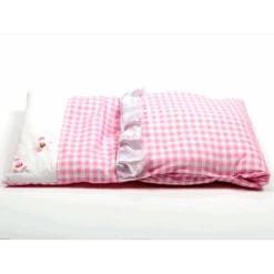 Houten Poppenwagen De Luxe Pink Incl. Dekbed / Slaapzak 7 Houten Poppenwagen De Luxe Pink Incl. Dekbed / Slaapzak -Speel Actief Verkoop dekje roze geruit met 2 bloempjes