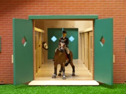 Kids-Globe Paardenstal Met 7 Boxen Kidsglobe 10 Kids-Globe Paardenstal Met 7 Boxen Kidsglobe -Speel Actief Verkoop paardenstal kidsglobe 610595 1 1